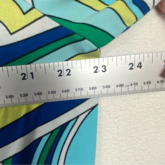 Chico's Modern Movement Cold Shoulder 3/4 Sleeve Multi Color Top Size 3 - Picture 11 of 13